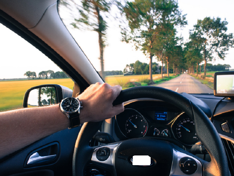 教你用车载净化器这5招来守护车内健康呼吸