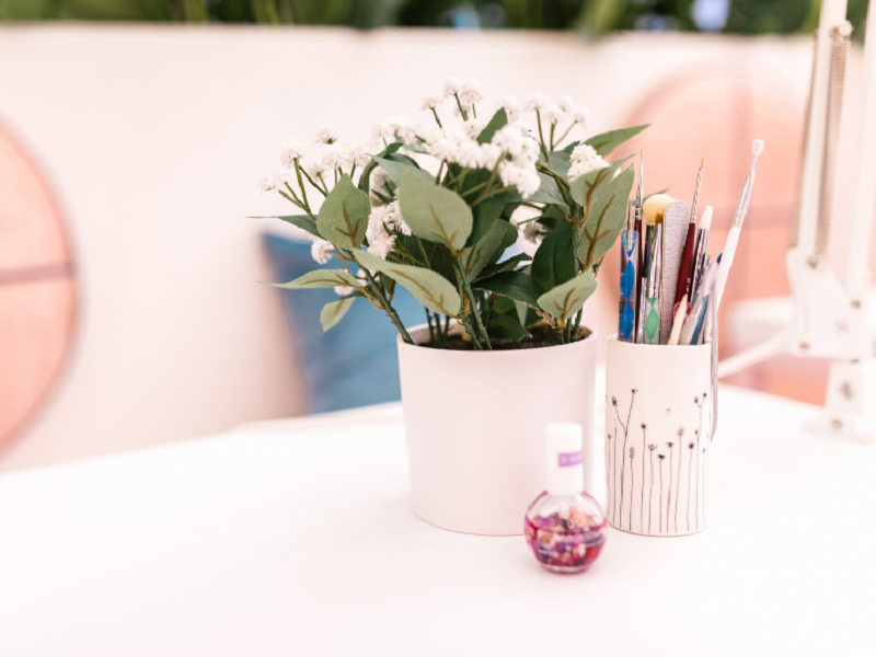 为什么说开窗时使用空气净化器是无效操作?